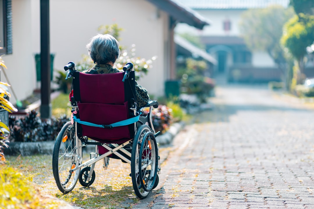 Photo person in wheelchair